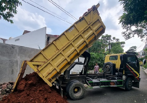 Sewa Alat Berat Truk Self Loader - Sewa Alat Berat Jakarta